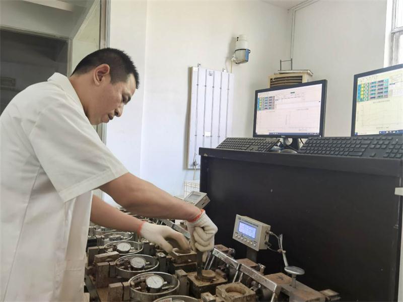 公司同002A：土工試驗甲級，可以承擔(dān)甲級及以下工程勘察資格所能承擔(dān)工程勘察項目的土工試驗任務(wù)； 聯(lián)系人：任玲，電話：18653883892(圖2)